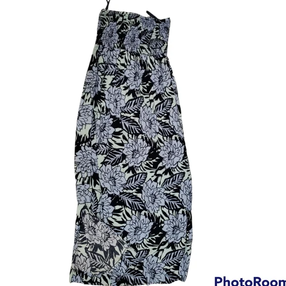 liberty maxi dress Vintage Liberty Maxi Dress in Paisely Wool, UK10 – Menage Modern Vintage